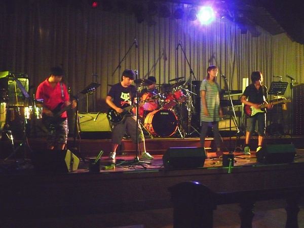 ファイル:Sunnyday(shanghaishi) 11.jpg