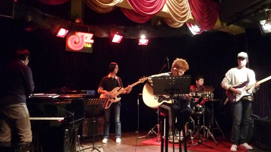 ファイル:Walker(wulumuqishi) 11.jpg