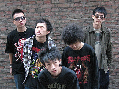 ファイル:Juemuzhe(wulumuqishi) 11.jpg