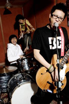 ファイル:Biz 11.jpg