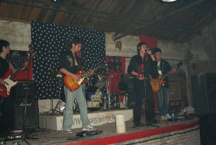 ファイル:Hong(shanghaishi2006nian) 11.jpg