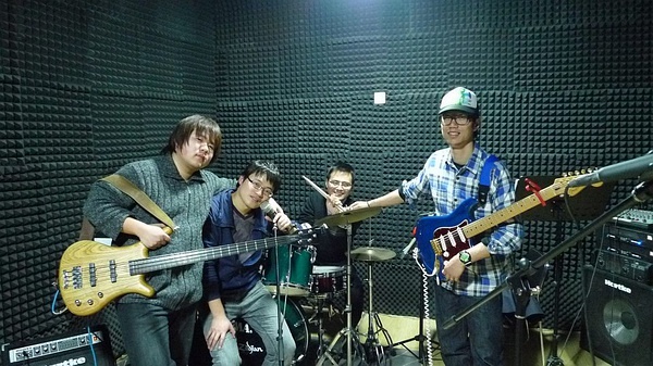 ファイル:Thelevan 12.jpg