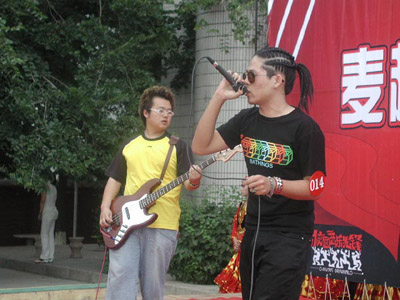 ファイル:Gaoyaxian(wulumuqishi) 11.jpg