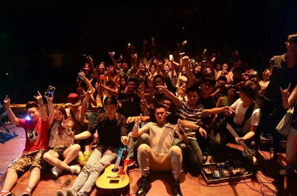 ファイル:Wanshi(chongqingshi) 11.jpg