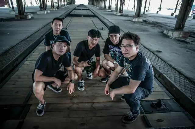 ファイル:Elisa 11.jpg