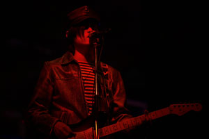 ファイル:Zhourenqianjin 11.jpg