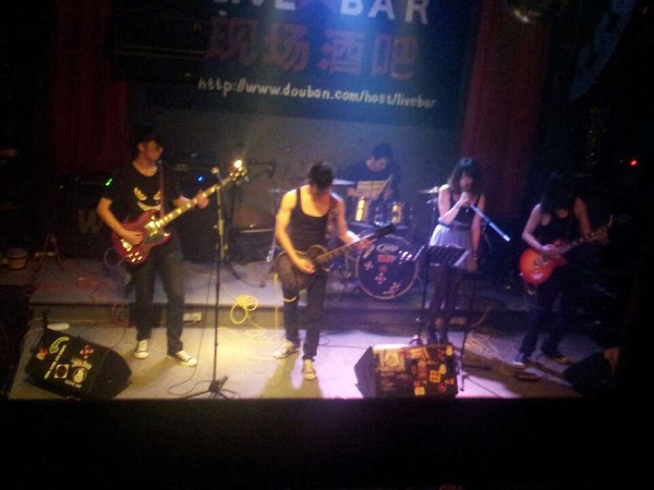 ファイル:Xiaopihai(shanghaishi) 11.jpg