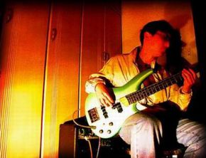 Yezi(bass) 11.jpg