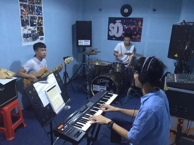 ファイル:Eot 11.jpg