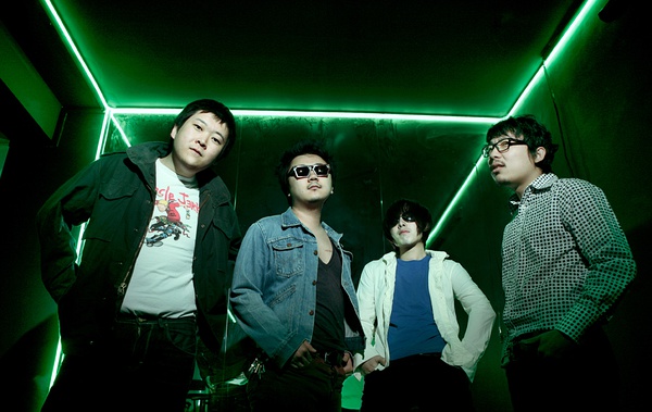 ファイル:Thedancers 11.jpg