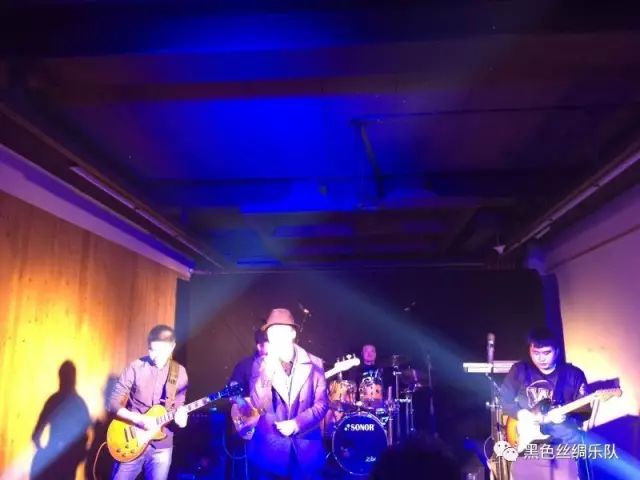 ファイル:Maiqideliwu 11.jpg