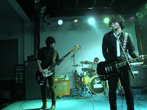 ファイル:Mrnoise 11.jpg