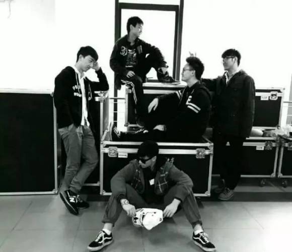 ファイル:Saga(xianshi) 11.jpg