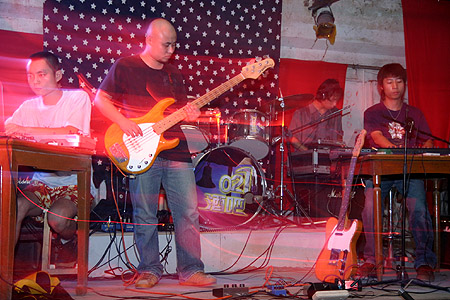 ファイル:48v 11.jpg