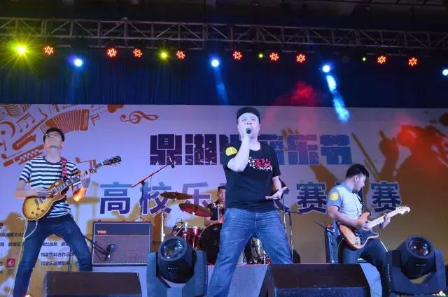 ファイル:Artist(zhaoqingshi) 11.jpg