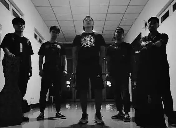 ファイル:Yanchi(shenyangshi) 11.jpg