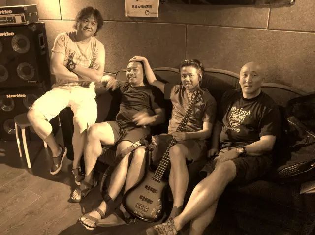 ファイル:Tio 11.jpg