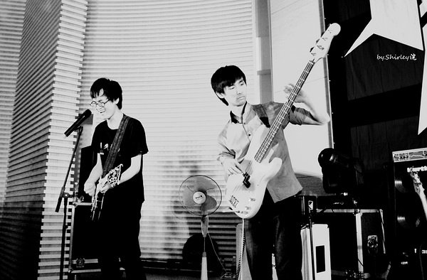 ファイル:Gentlenoise 11.jpg