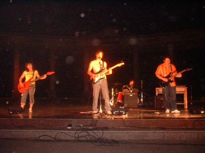 ファイル:Tiaodongdeweinasi 11.jpg