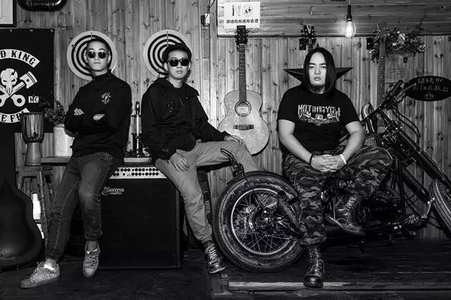 ファイル:Smoker(hefeishi) 11.jpg