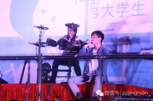 ファイル:Endless(shanghaishifandaxue) 11.jpg