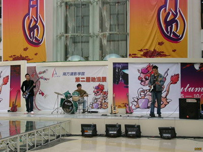 ファイル:Grayhouse 11.jpg