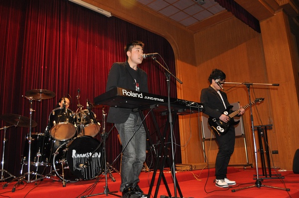 ファイル:Mrq 11.jpg