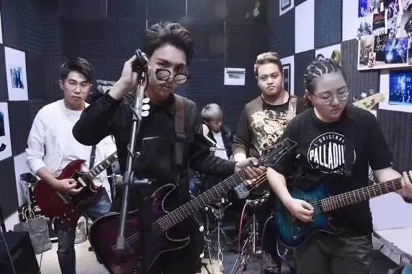 ファイル:Zhiwen(2016nian) 11.jpg