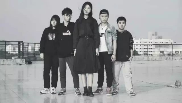 ファイル:Xinhaoge 11.jpg