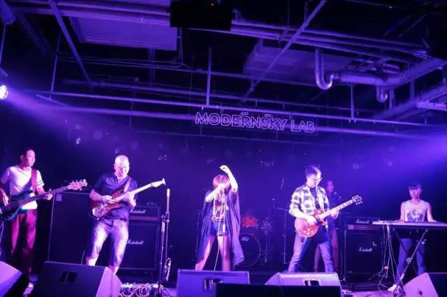 ファイル:Faithangel 11.jpg