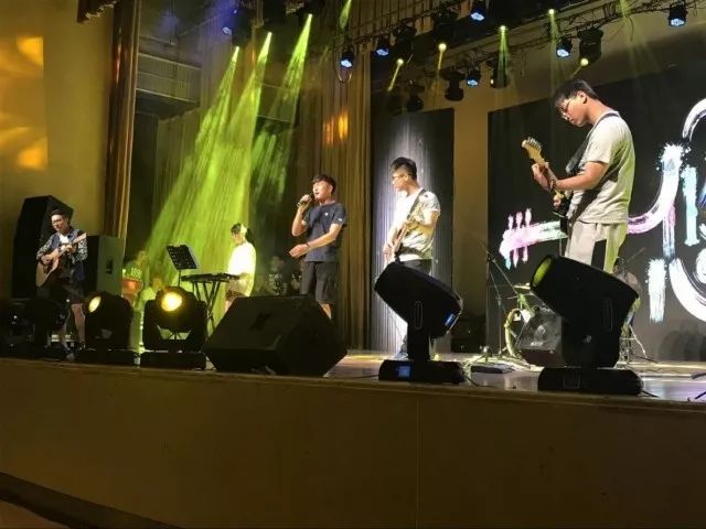 ファイル:Spring(nanjingshi) 11.jpg