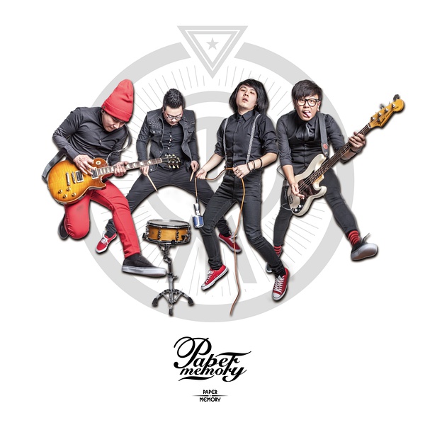 ファイル:Papermemory 11.jpg