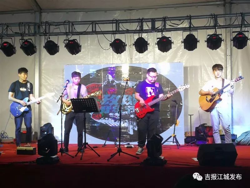 ファイル:Shiguanglvxing 11.jpg