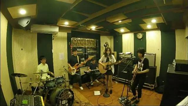 ファイル:Blacktea 11.jpg