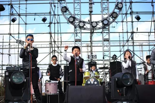 ファイル:Juren(kunmingshi) 11.jpg