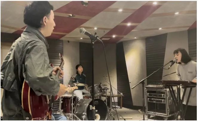 ファイル:Voodooprincess 11.jpg