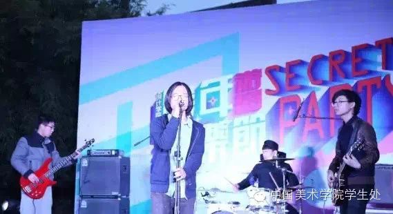 ファイル:Guroupi 11.jpg