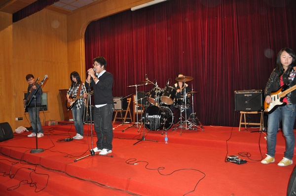 ファイル:Baolixiong(shanghaishi) 11.jpg