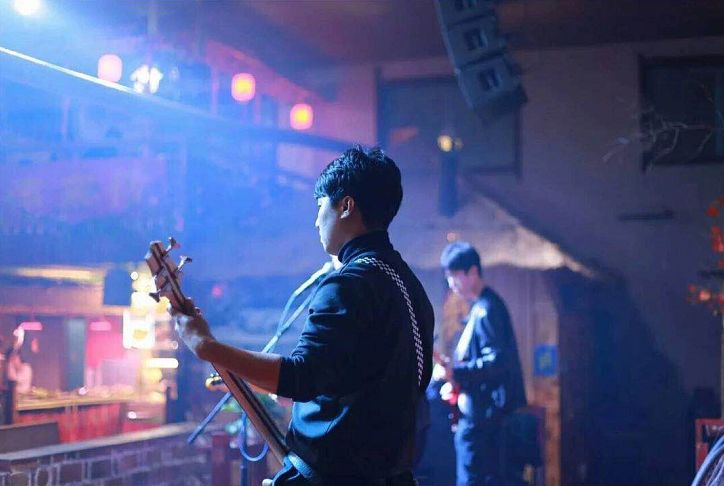 ファイル:Heimayi 11.jpg