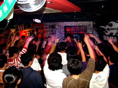 ファイル:Qinglvezhe(qingdaoshi) 11.jpg