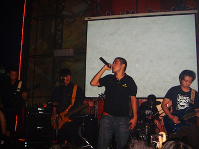 ファイル:6molshadows 11.jpg