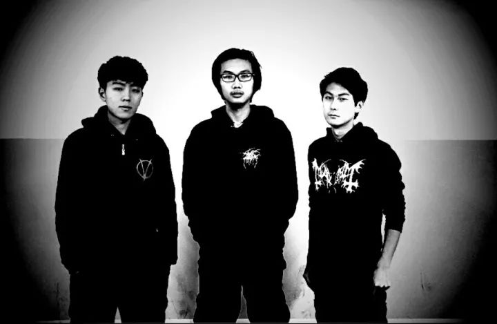 ファイル:Frost 11.jpg