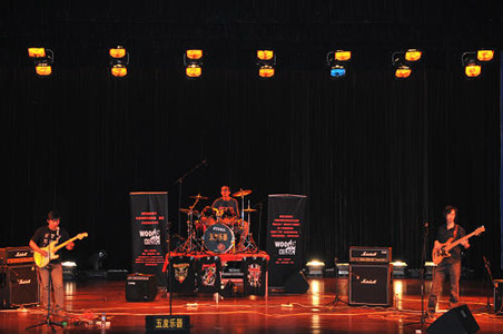 ファイル:Zhangsong 11.jpg