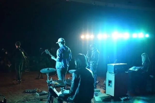 ファイル:Xingzhe(chengdushi) 11.jpg