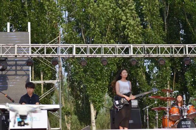 ファイル:Summit 11.jpg