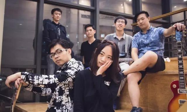 ファイル:Thunderbird 11.jpg