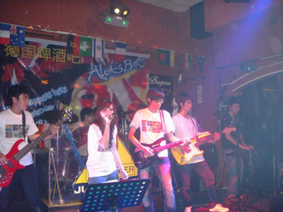 ファイル:Garage 11.jpg