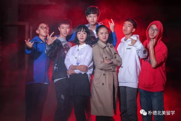 ファイル:Aurora(kunmingshi) 11.jpg