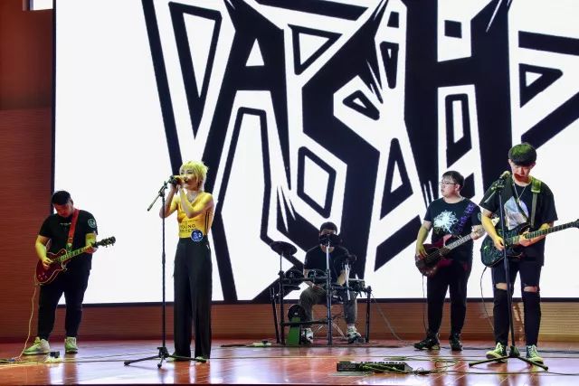 ファイル:Ash(shanghaishi) 11.jpg