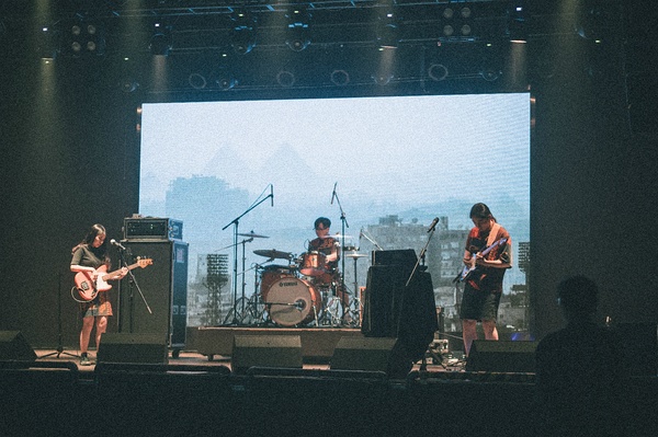 ファイル:Yepeng 11.jpg